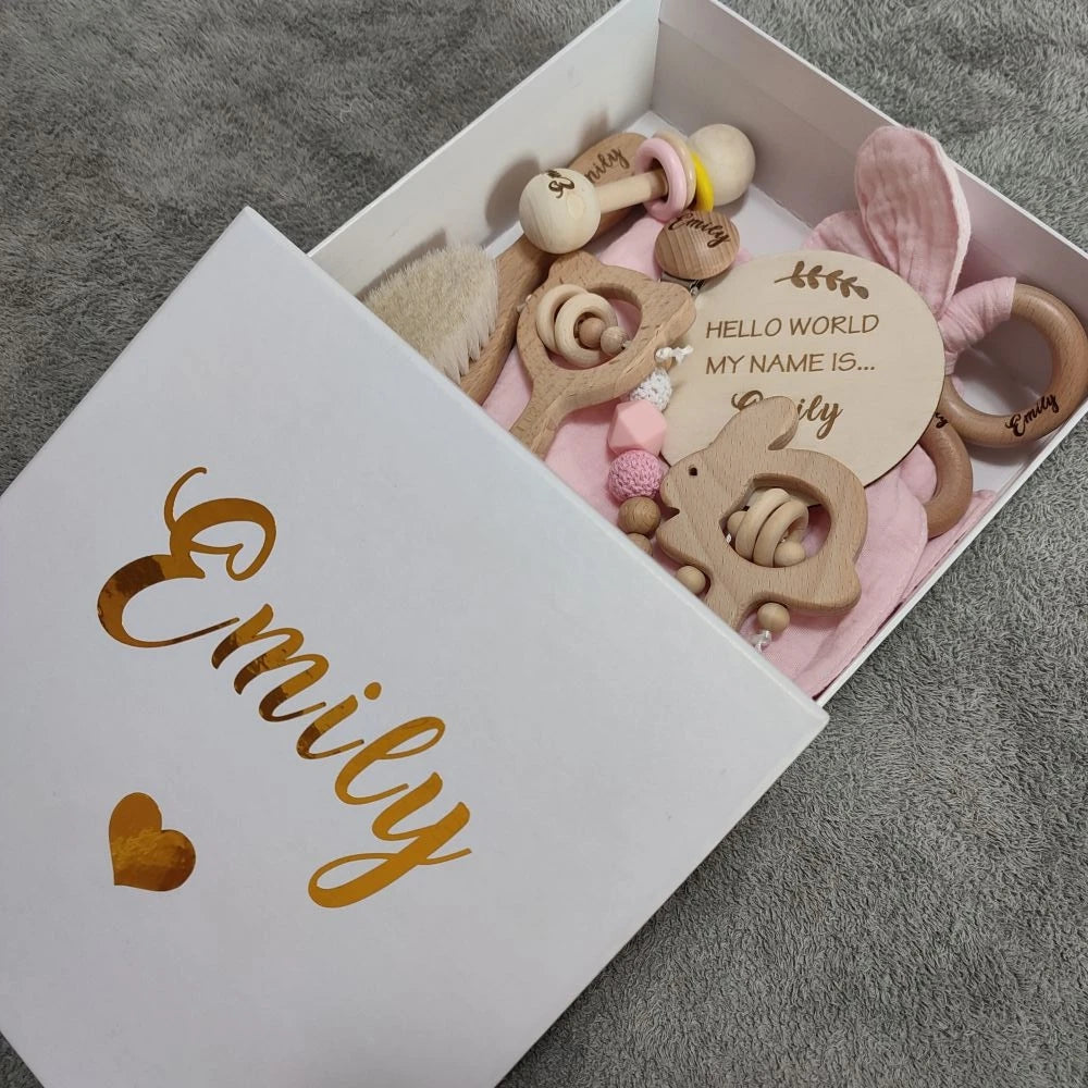 Wooden Baby Gift & Rattle Set | Braviixx