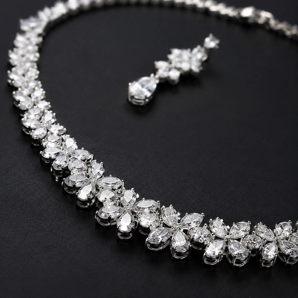 Heart Necklace & Earrings Set | Braviixx