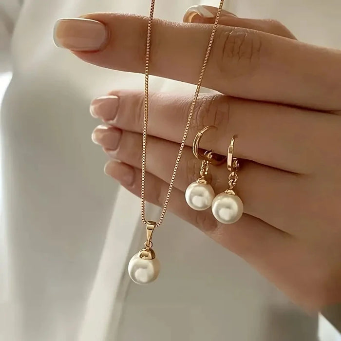 Women's Imitation Pearl Jewellery Set | Pendant Necklace & Hoop Earrings | Braviixx