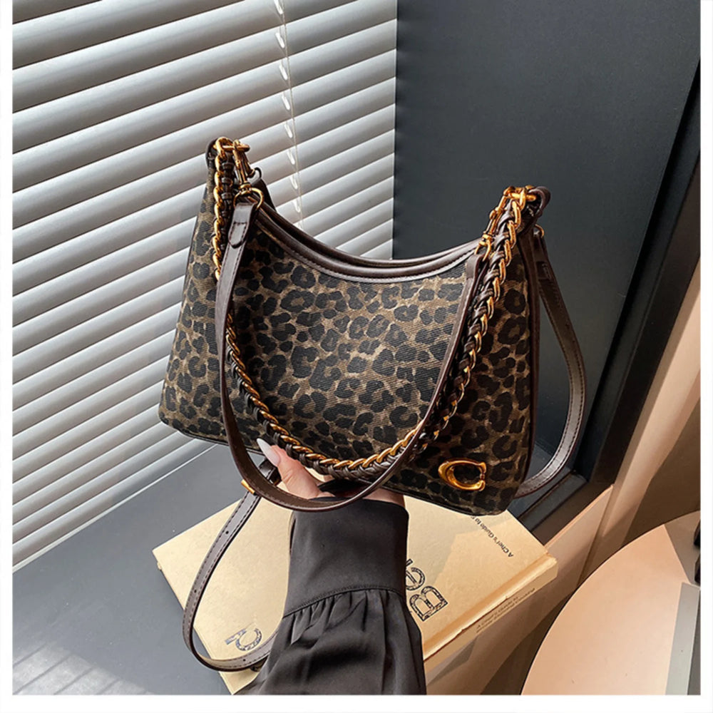 Leopard Print Shoulder Bag | Chain Detail | Braviixx