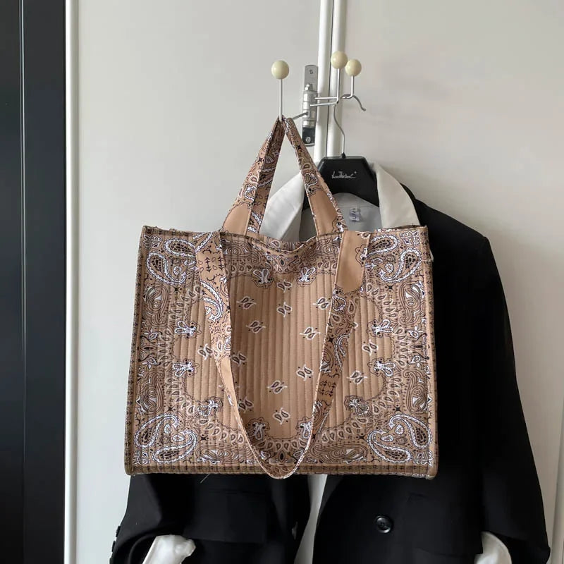Vintage Bandana Paisley Print Tote Bag | Large Capacity Quilted Shoulder Bag