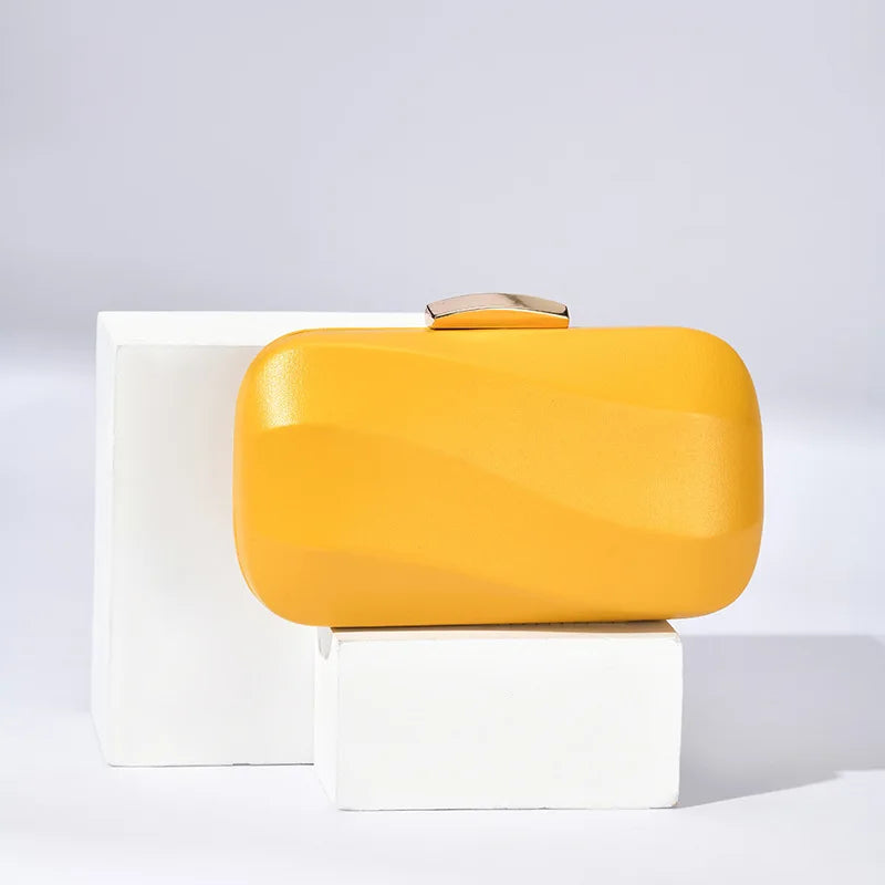 Wave-Detail Evening Clutch | Chain Shoulder Bag | Braviixx