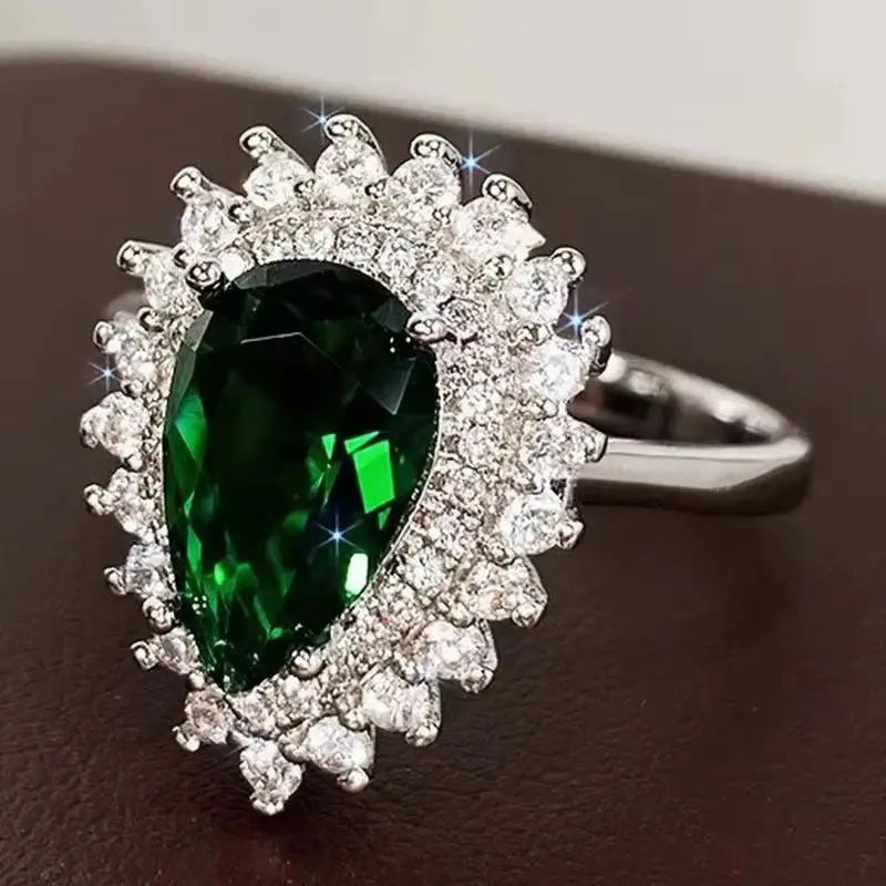 Water-Drop Zircon-Style Ring | Braviixx