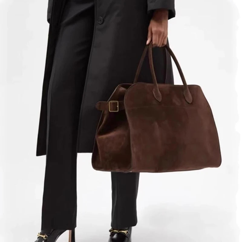 2024 High-end Niche Design Handbags Outdoor Travel Bags Autumn and Winter New High-capacity Retro Commuter Handbags Ladies