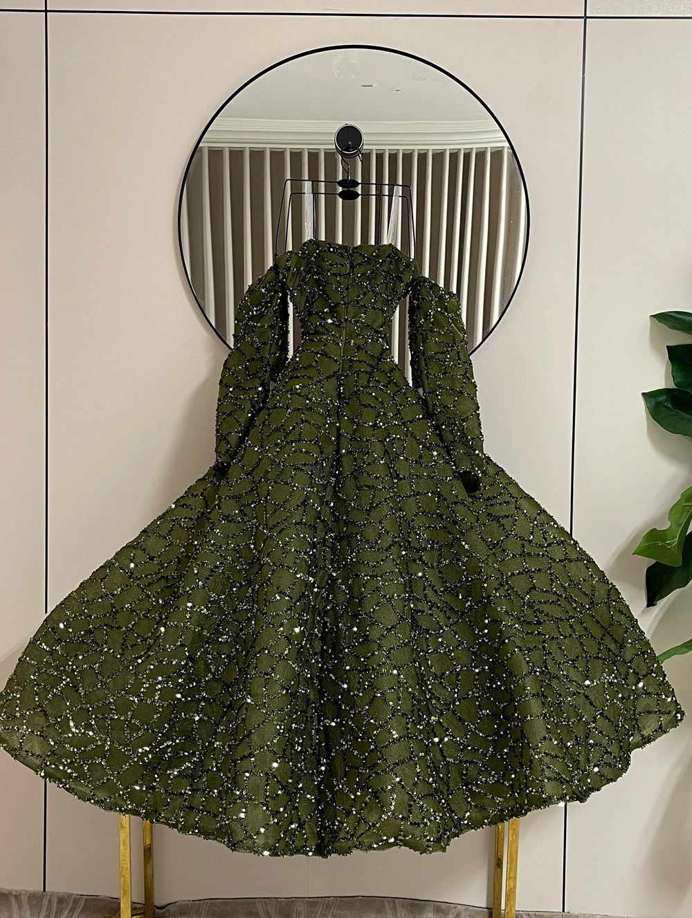 Halter Sequin Chiffon Ball Gown | Sleeveless Floor-Length Formal Prom & Evening Dress