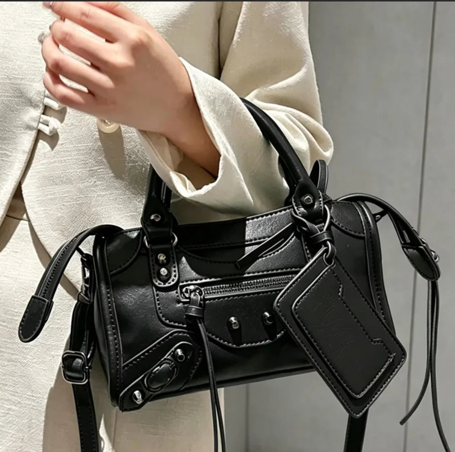 Motorcycle-Style Handbag | Braided Handles & Zip Detail | Braviixx