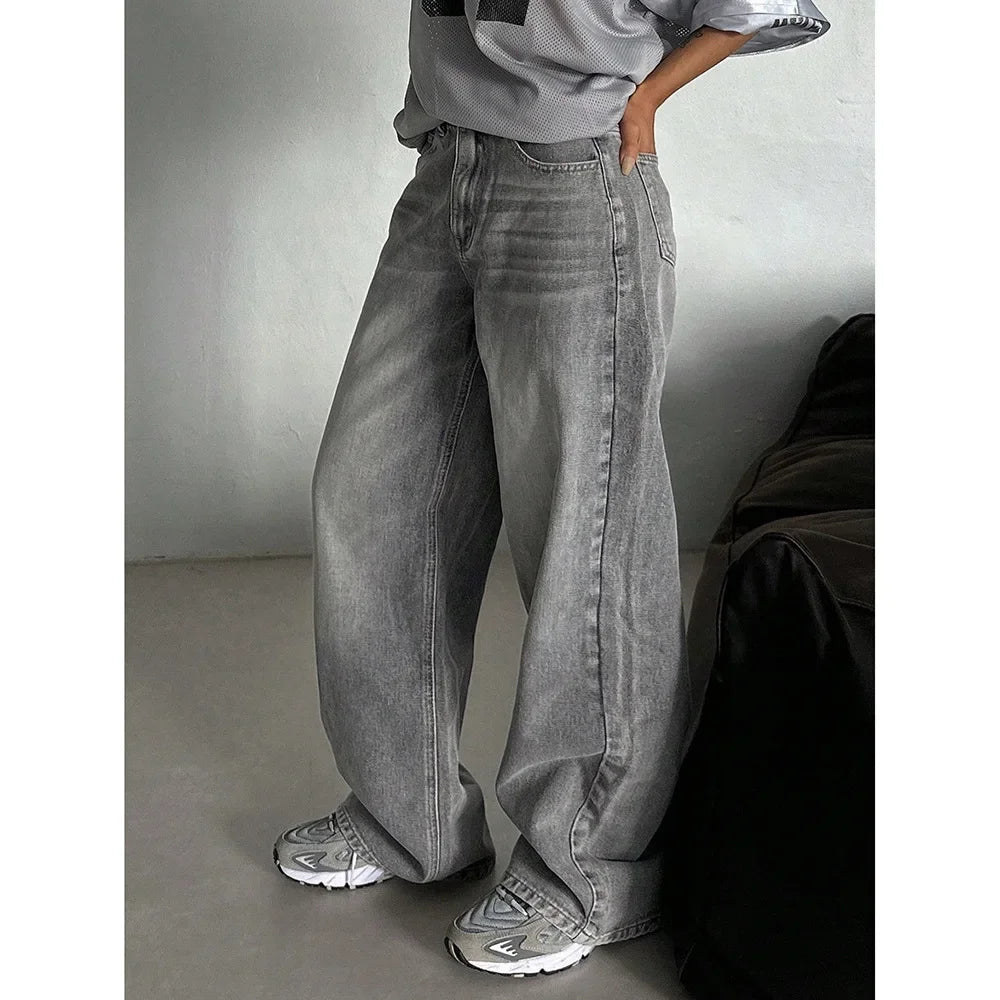 Casual Straight 2026 Retro Jeans for Women Loose Spring and Autumn Long Drape High Waist Fashionable New Pants Wide Legs