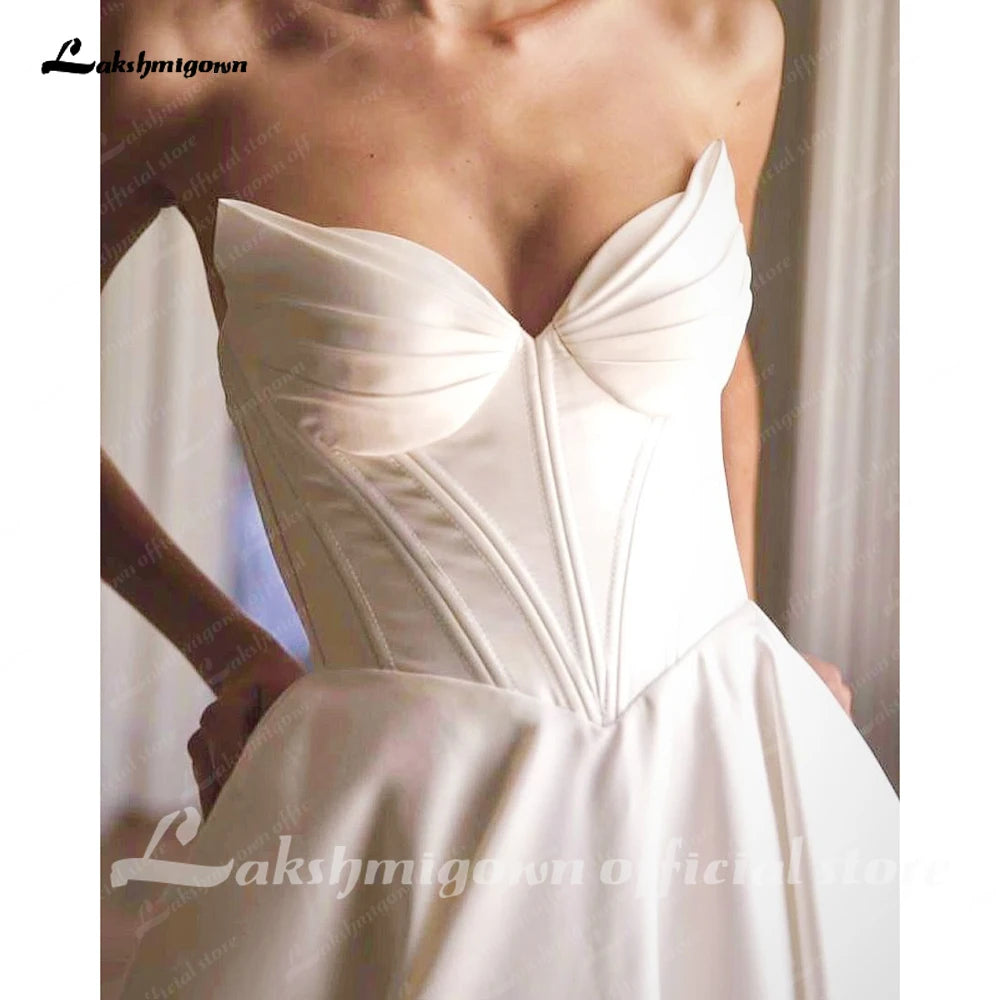 Strapless Satin Wedding Dress | A-Line & Sweep Train | Braviixx