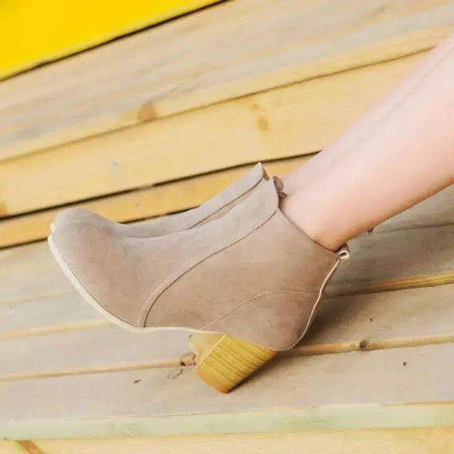 Ankle Boots | Side Zip & Block Heel | Braviixx