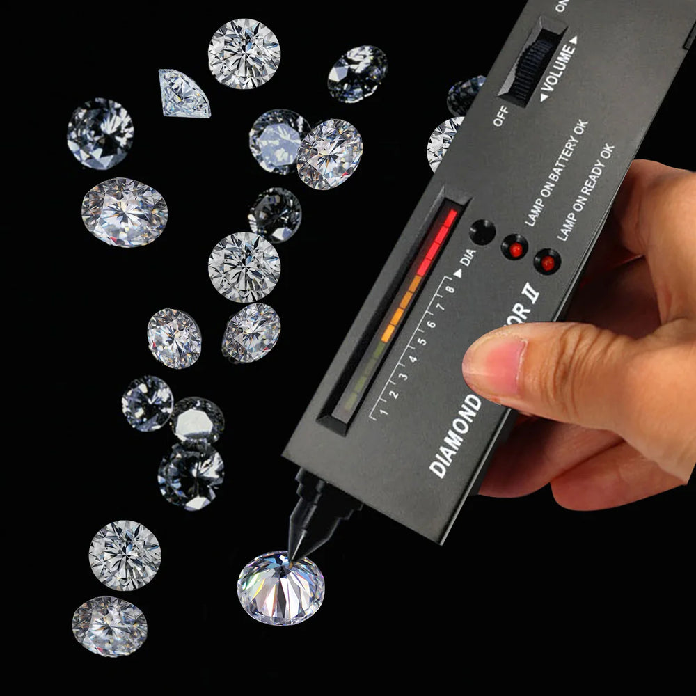 Women's Moissanite Jewellery | Twisted Halo Necklace, Earrings & Bangle Options | Braviixx