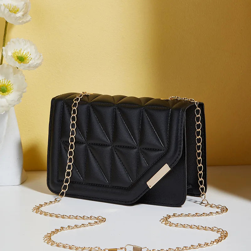 Quilted Mini Shoulder Bag | Gold-Tone Chain Strap | Braviixx