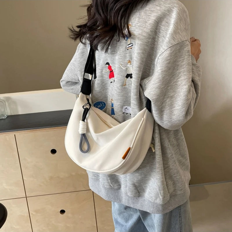 2026 New Fashion Crossbody Bag Simple Wide Shoulder Strap Design Single Shoulder Bag Original Style Commuting Dumpling Women Bag