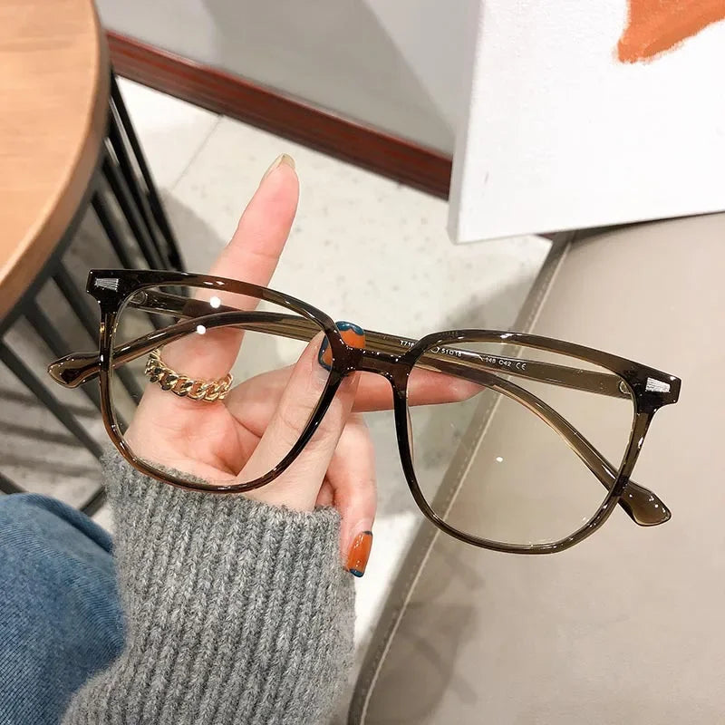 Women's Oversized Square Myopia Glasses | Blue Light Blocking · Anti-Reflective · Clear Lens | 7 Colours · 0 to -4.0 | Braviixx