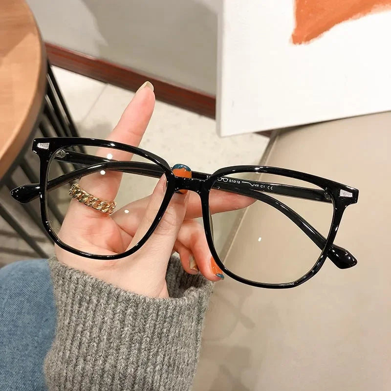 Women's Oversized Square Myopia Glasses | Blue Light Blocking · Anti-Reflective · Clear Lens | 7 Colours · 0 to -4.0 | Braviixx