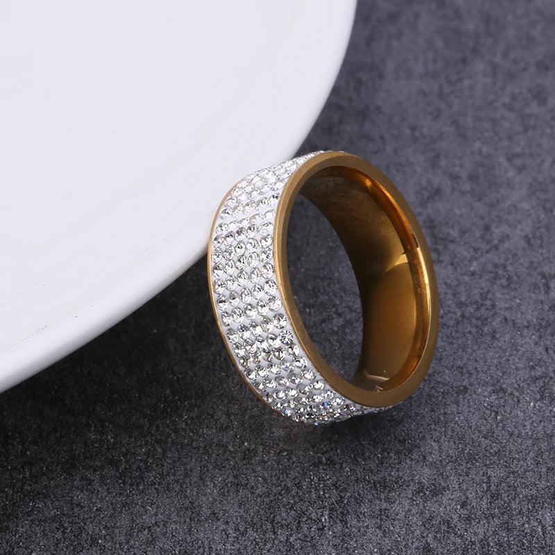 Stainless Steel Sparkling Band Ring | 8 mm | Braviixx