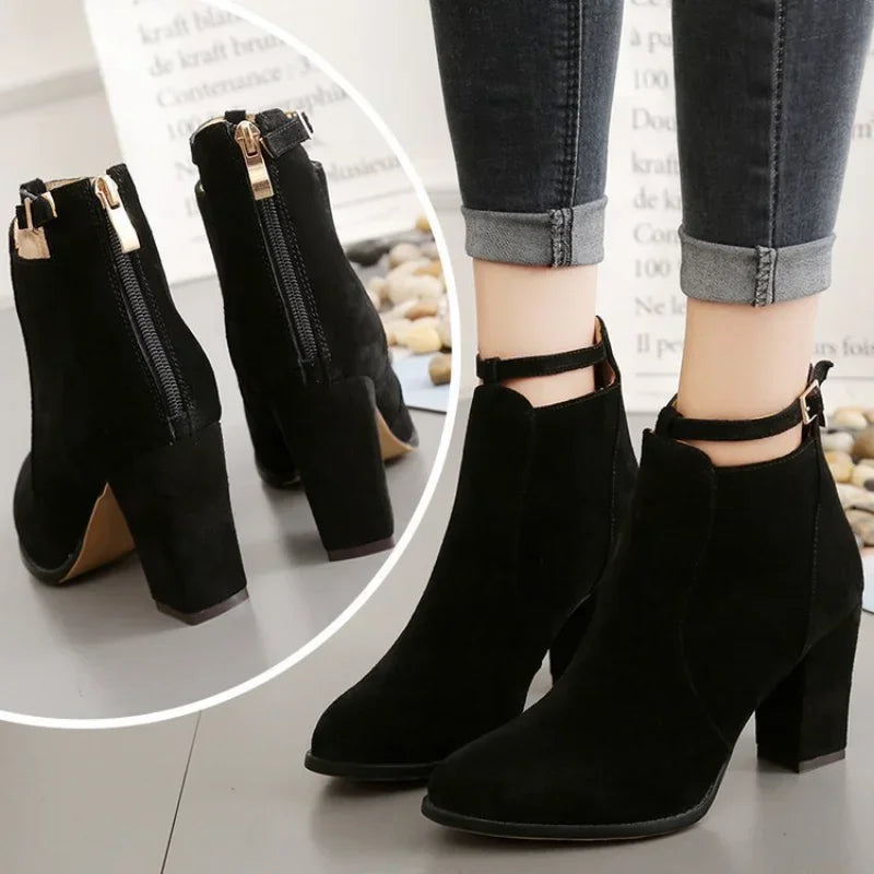 Ankle Boots | Buckle Strap & Block Heel | Braviixx