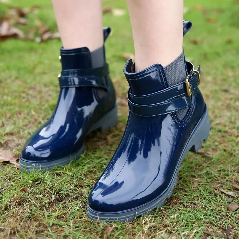 Glossy Ankle Rain Boots | Buckle Detail & Elastic Panels | Braviixx