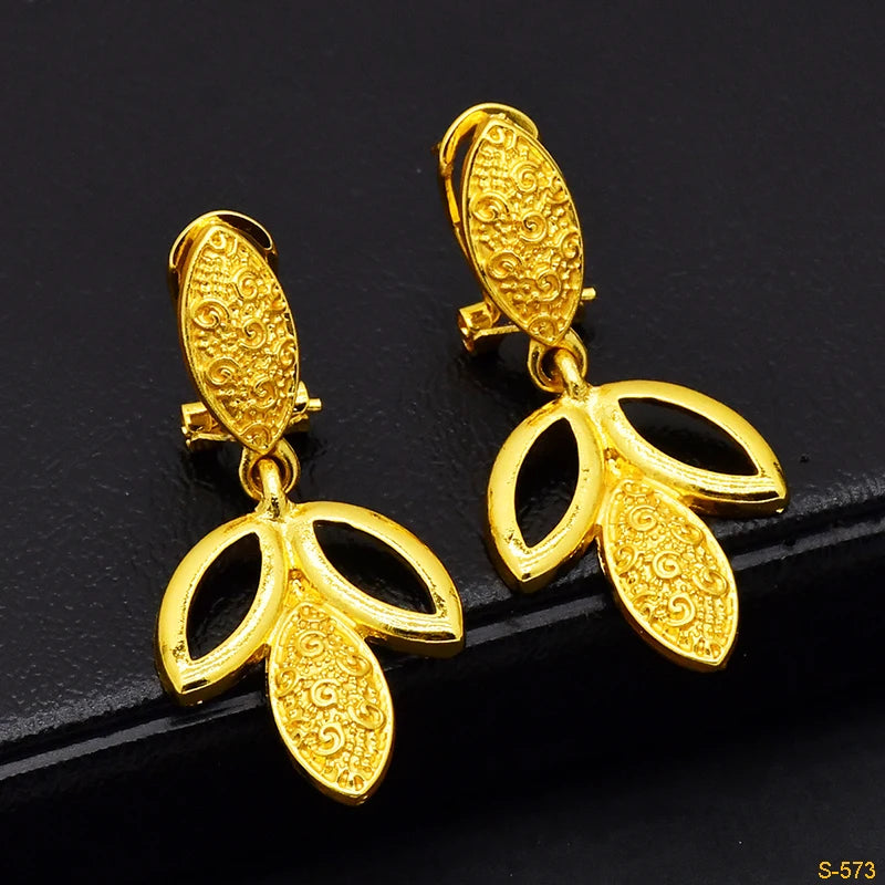 Gold-Tone Jewellery | Leaf Set & Pendant Necklace Options | Braviixx