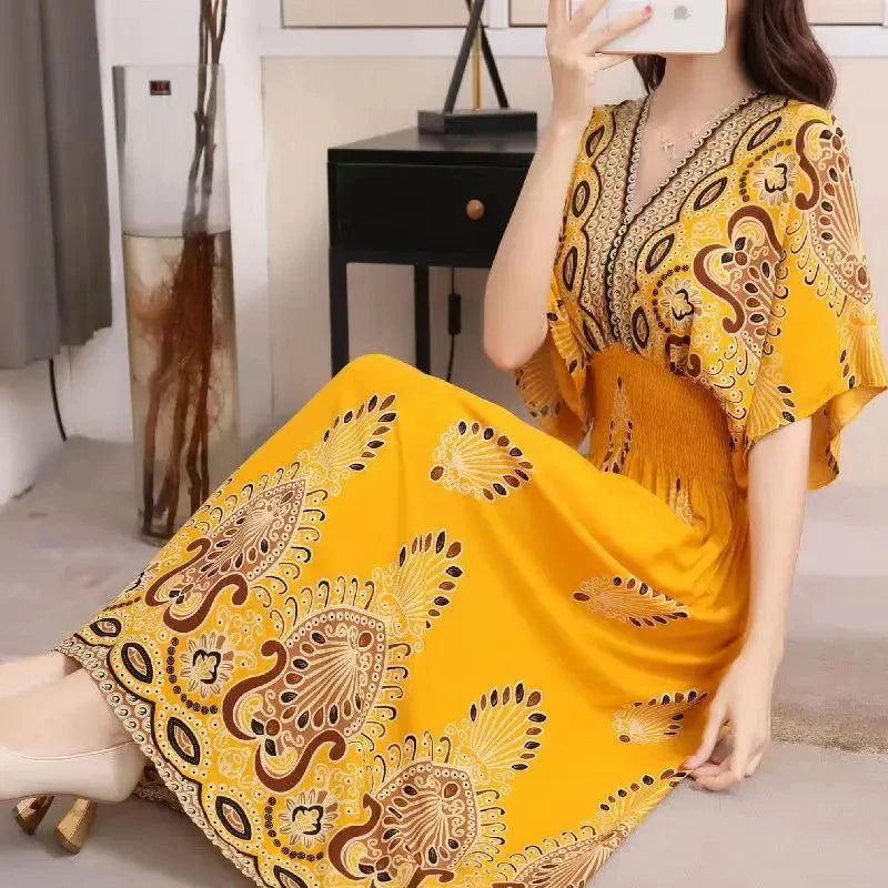 Vintage Print Midi Dress | V-Neck & Shirred Waist | Braviixx