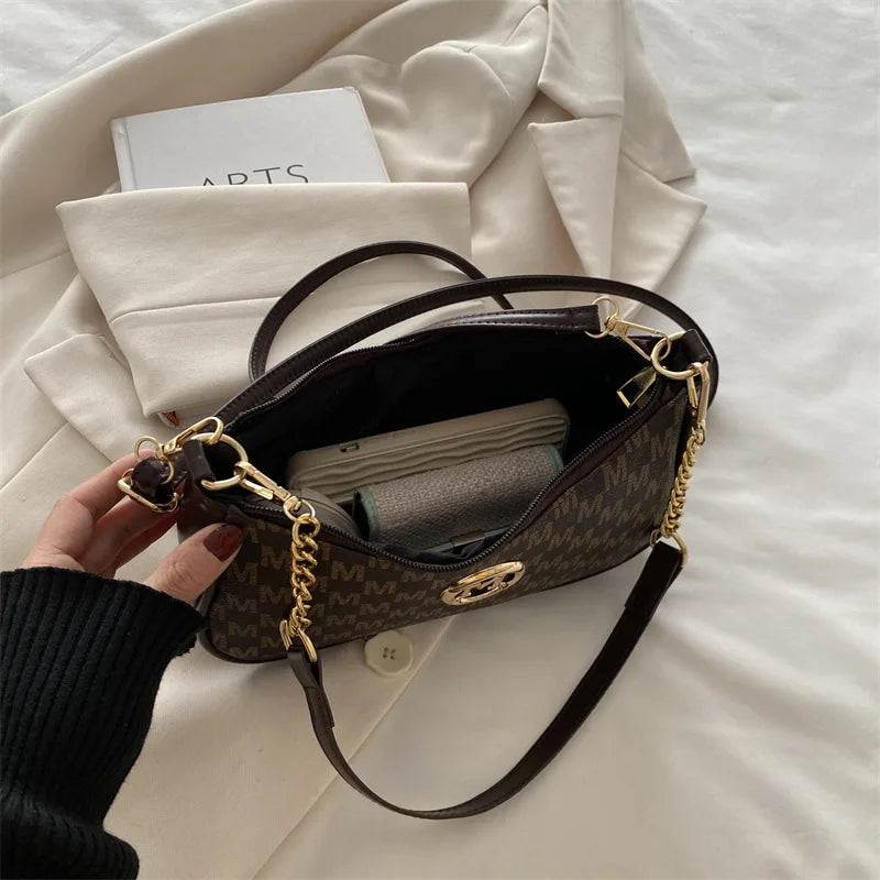 Letter-Print Shoulder Bag | Chain Detail & Crossbody Strap | Braviixx