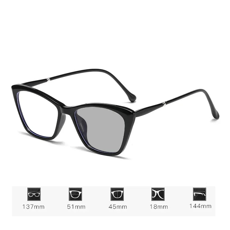 Women's Cat Eye Photochromic Myopia Glasses | Clear Lens · Prescription 0 to -4.0 | 5 Colours | Braviixx