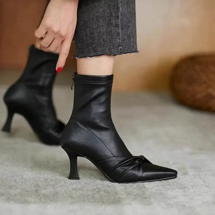 Modern Boots Patent Leather Designer Brand Luxury 2025 New Winter Ankel Boots Bow Wedding Party Dress Gladiator Women Shoes