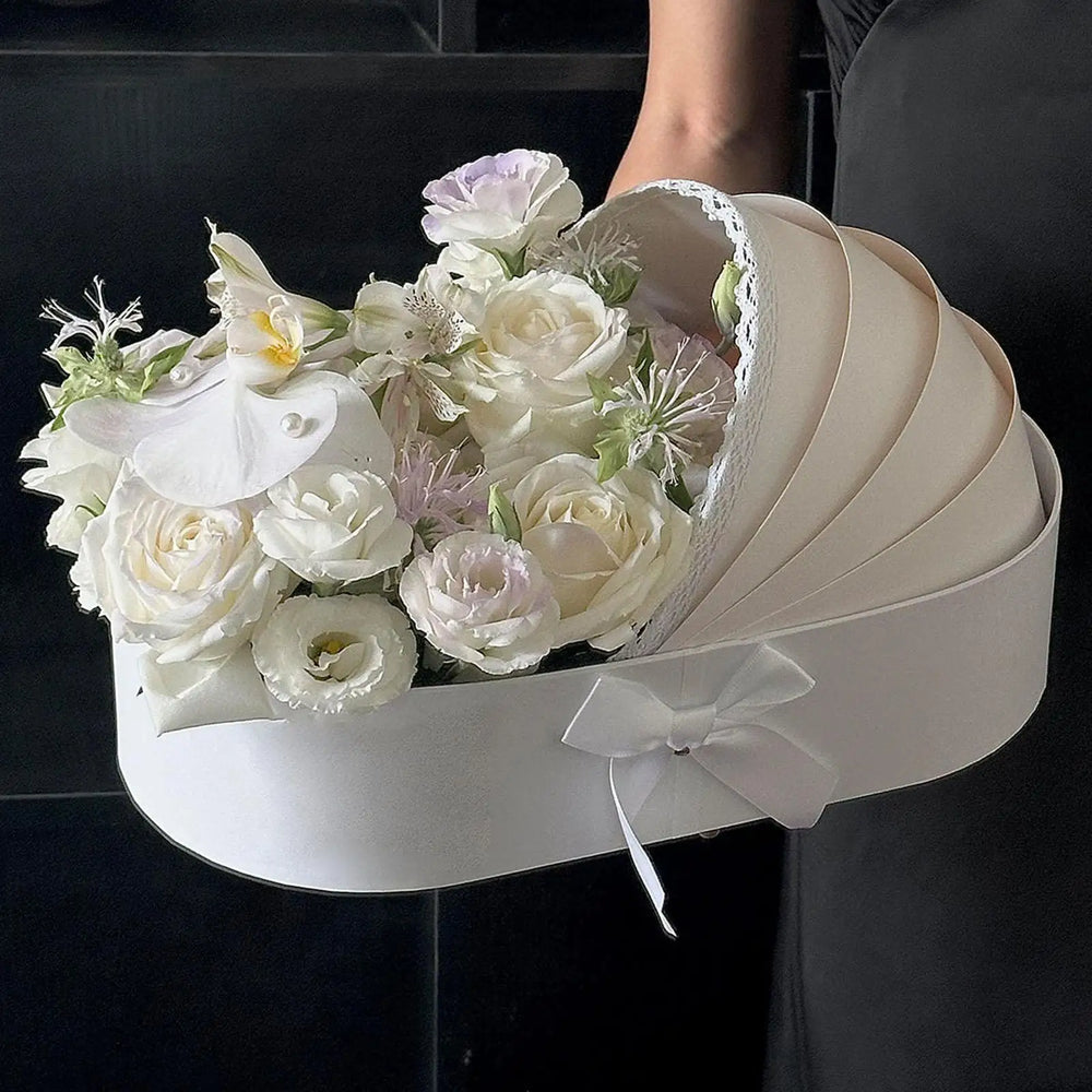 Cradle-Shaped Baby Shower Flower Gift Box | Braviixx