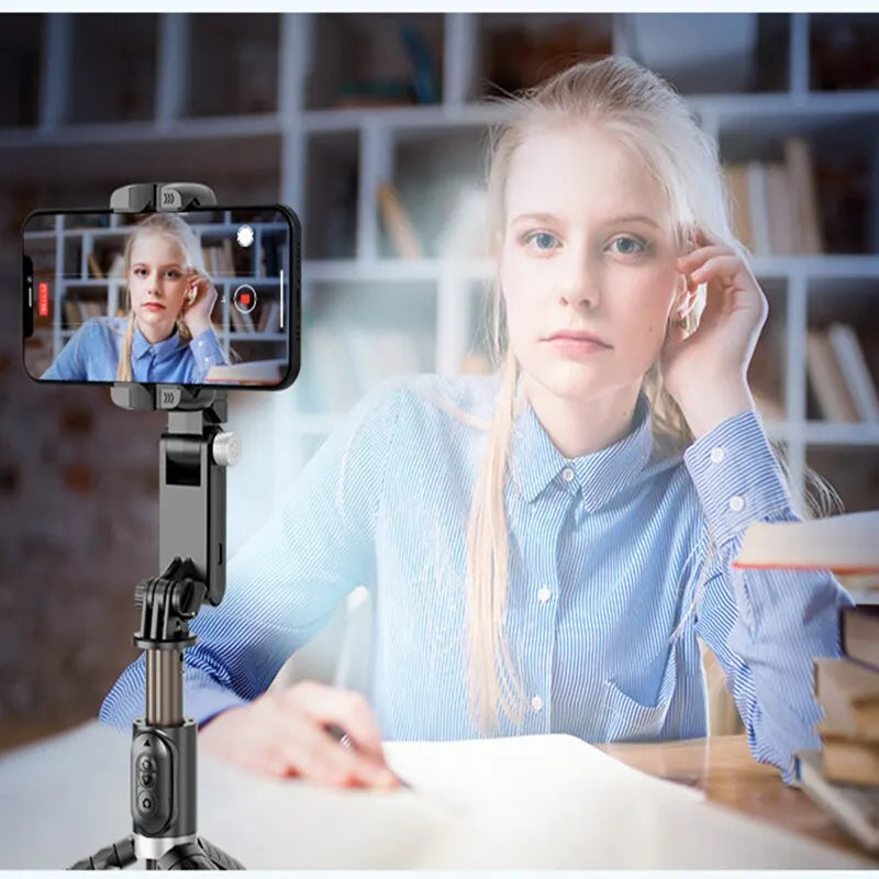Q18 Smartphone Gimbal | Selfie Stick, Tripod & Fill Light | Braviixx