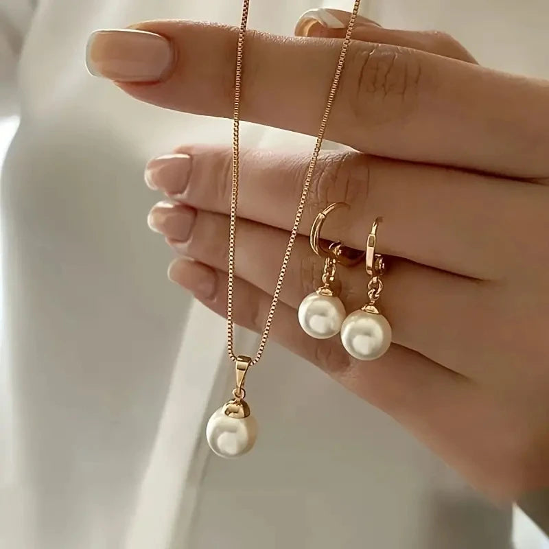 Women's Imitation Pearl Jewellery Set | Pendant Necklace & Hoop Earrings | Braviixx
