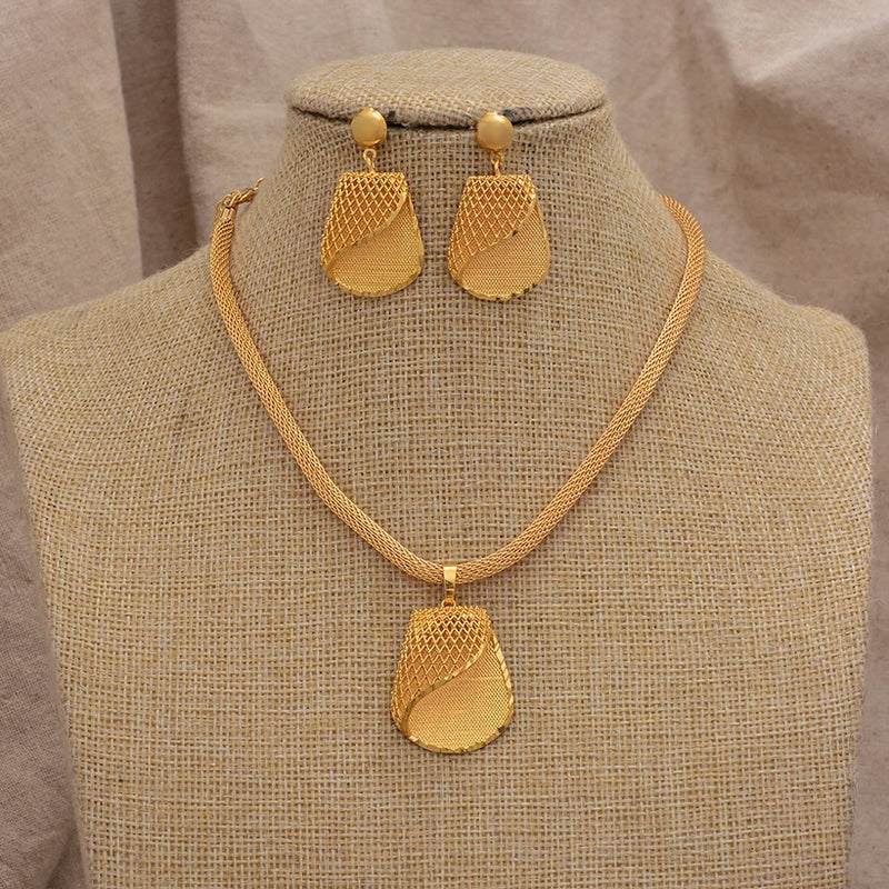 Women's Gold-Tone Jewellery | Statement Necklace & Earrings Options | Braviixx