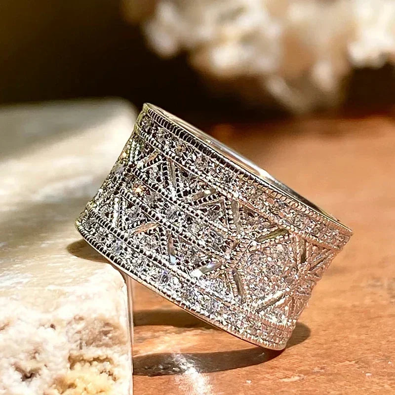 Wide Geometric Silver-Plated Ring | Braviixx