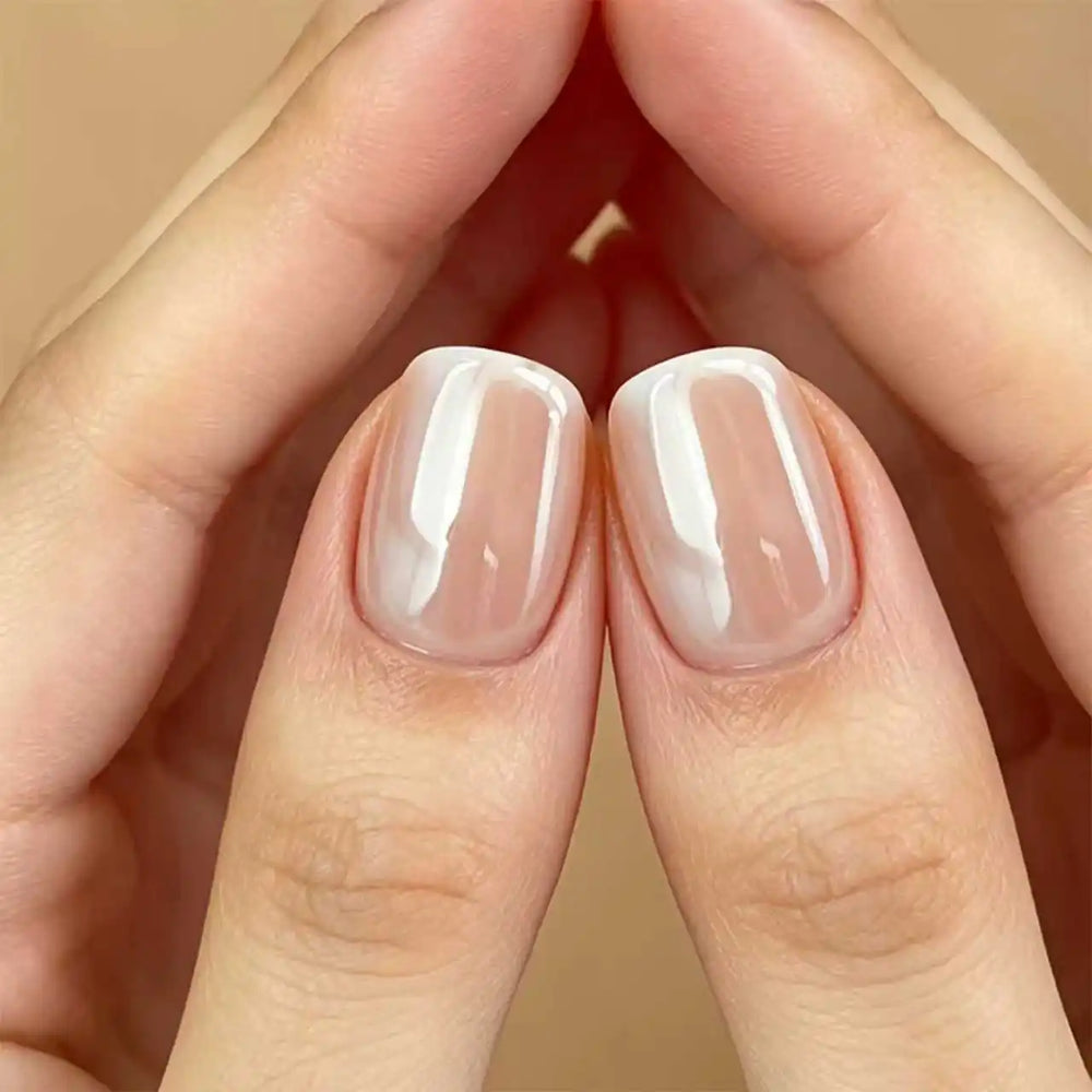 Champagne Pearl Nail Polish, 10ml | Braviixx