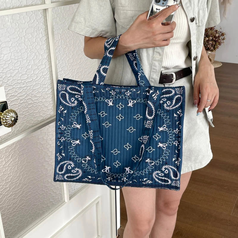 Vintage Bandana Paisley Print Tote Bag | Large Capacity Quilted Shoulder Bag