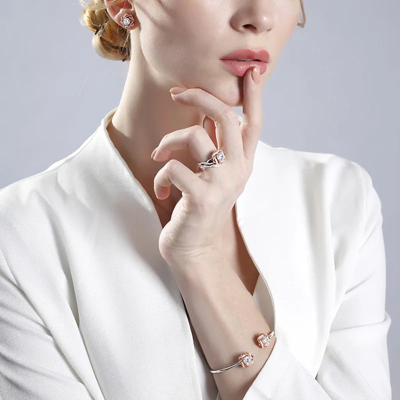 Women's Moissanite Jewellery | Twisted Halo Necklace, Earrings & Bangle Options | Braviixx