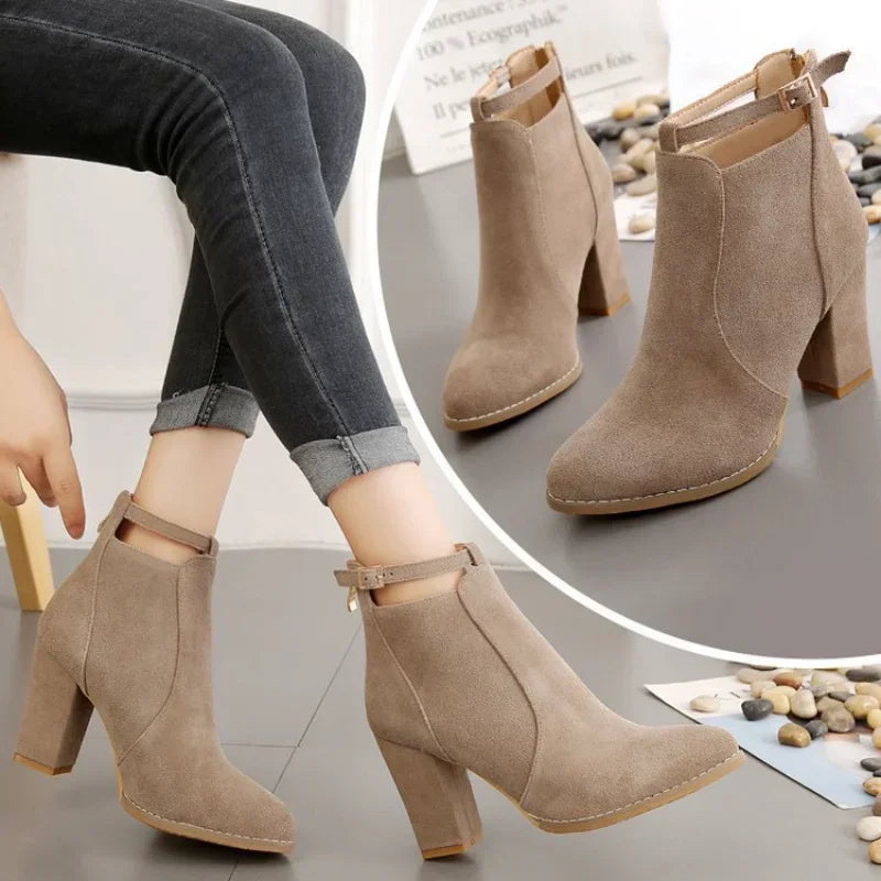 Ankle Boots | Buckle Strap & Block Heel | Braviixx