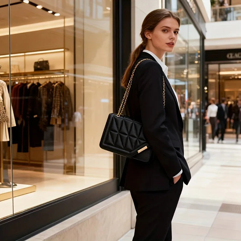 Quilted Mini Shoulder Bag | Gold-Tone Chain Strap | Braviixx
