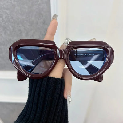 Women's Chunky Square Vintage Sunglasses | Retro Geometric Frame · Mirror Lens · Unisex | Braviixx