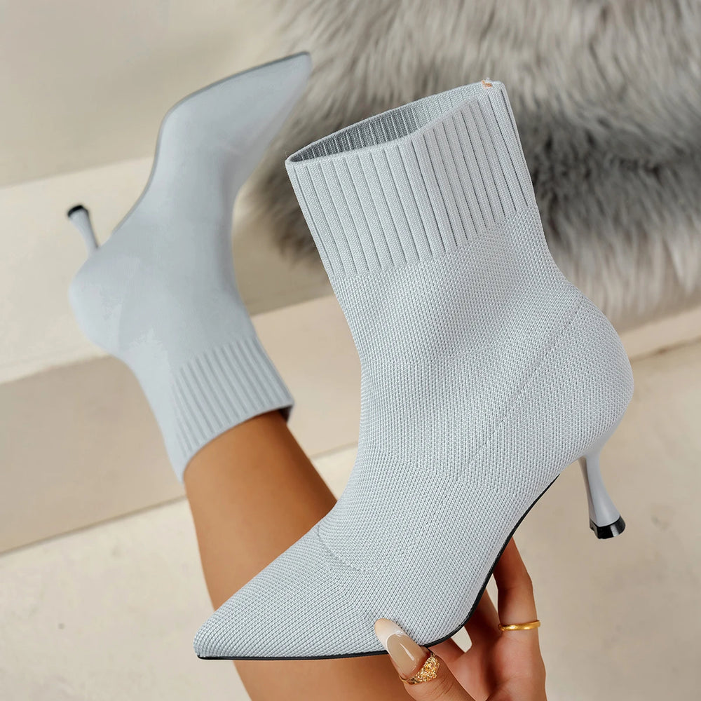 Pointed-Toe Stretch Sock Boots | Women's | Braviixx