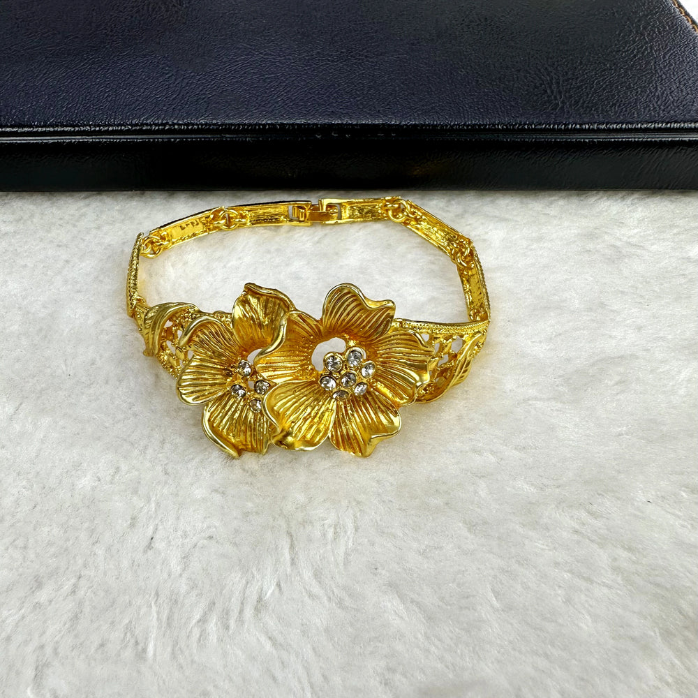 Gold-Tone Bridal Jewelry Set | Necklace, Earrings, Bracelet & Ring | Braviixx