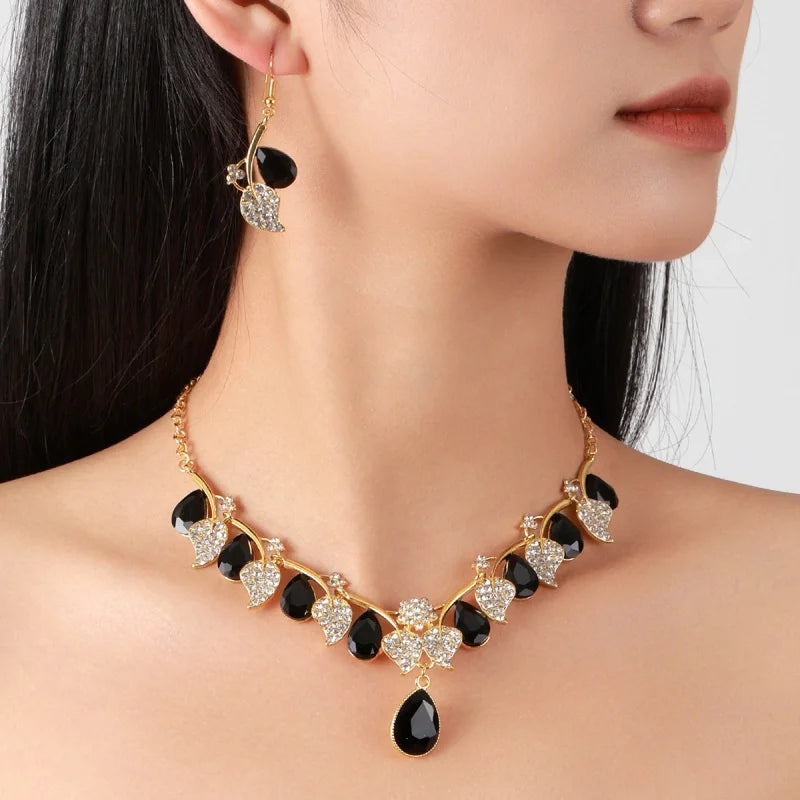 Women's Teardrop Jewellery Set | Gold-Tone Necklace & Drop Earrings | Braviixx