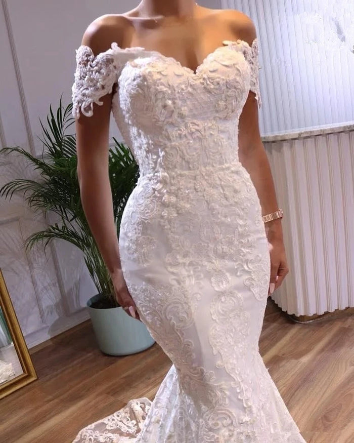 Off Shoulder Sweetheart Mermaid Bridal Gown | Lace Appliqué Tulle Wedding Dress