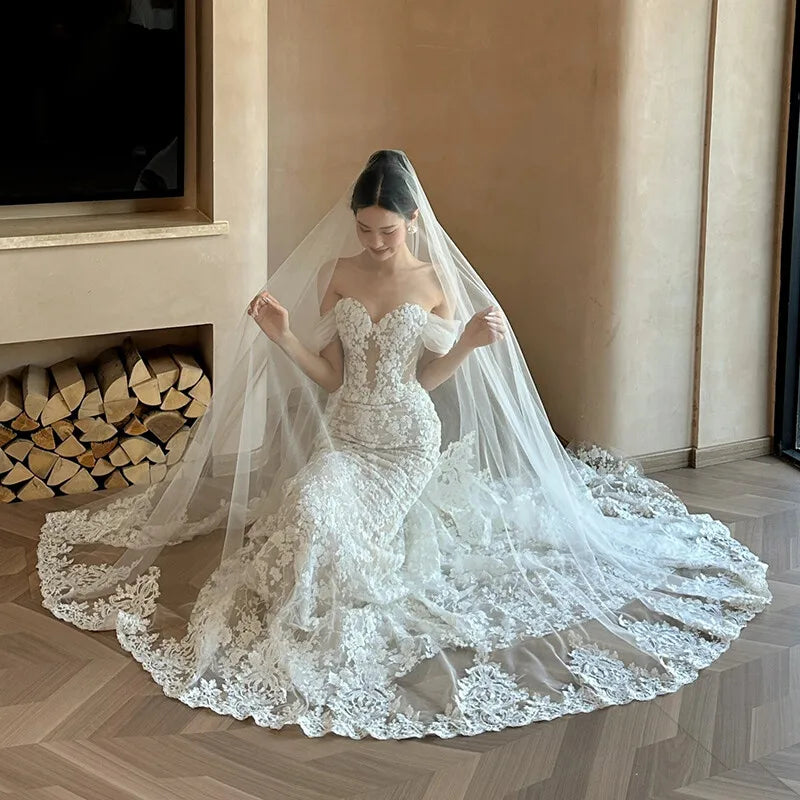 Lace-Edge Cathedral Bridal Veil | Vintage Single-Tier Style | Braviixx