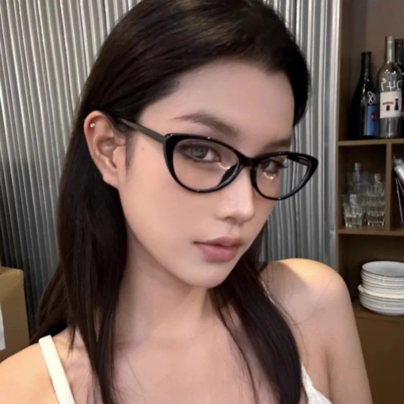 Women's Cat Eye Reading Glasses | Blue Light Blocking · Clear Lens | 5 Colours · +100 to +400 | Braviixx
