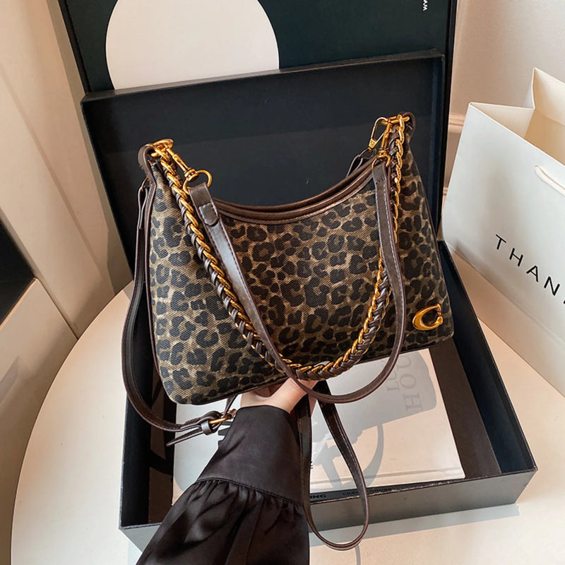 Leopard Print Shoulder Bag | Chain Detail | Braviixx