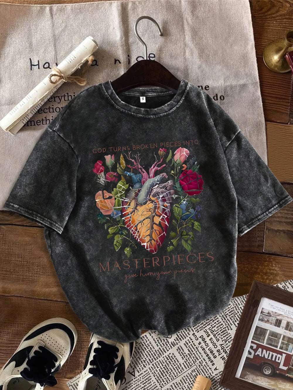 Vintage Washed Black Graphic Tee Women Men 2025 Summer New Broken Heart Floral Print Loose Casual Short Sleeve Harajuku Top