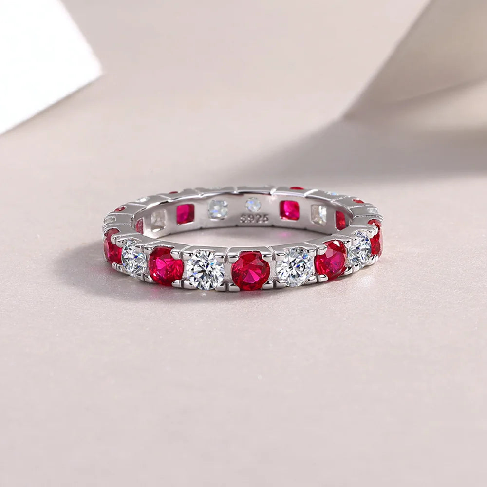 Women's Sterling Silver Moissanite Band Ring | 3 mm Stones | Braviixx