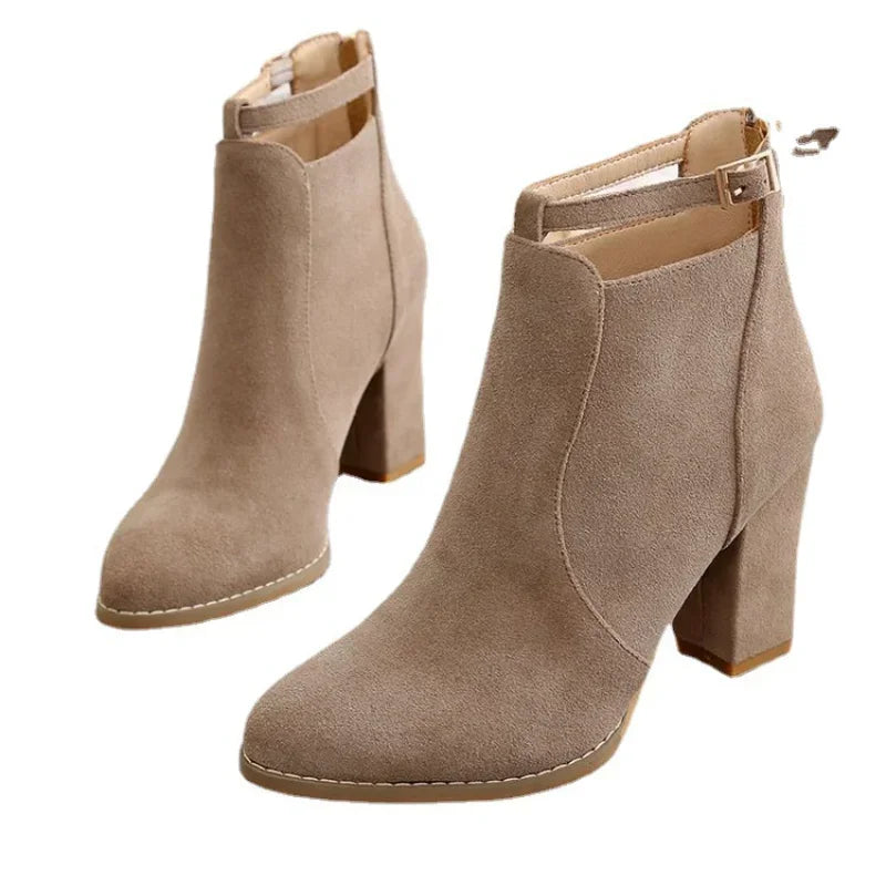 Ankle Boots | Buckle Strap & Block Heel | Braviixx