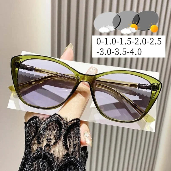 Women's Cat Eye Photochromic Myopia Glasses | Clear Lens · Prescription 0 to -4.0 | 5 Colours | Braviixx