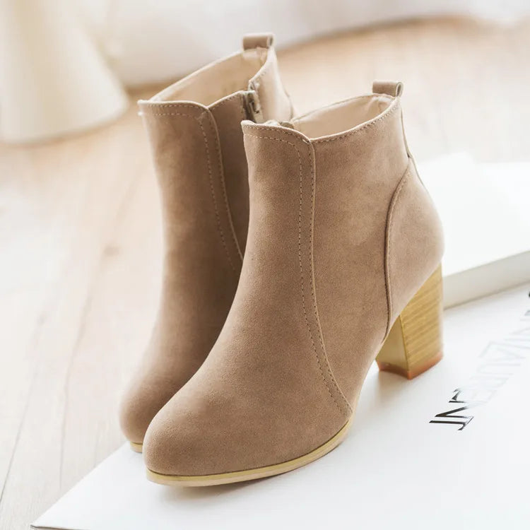 Ankle Boots | Side Zip & Block Heel | Braviixx