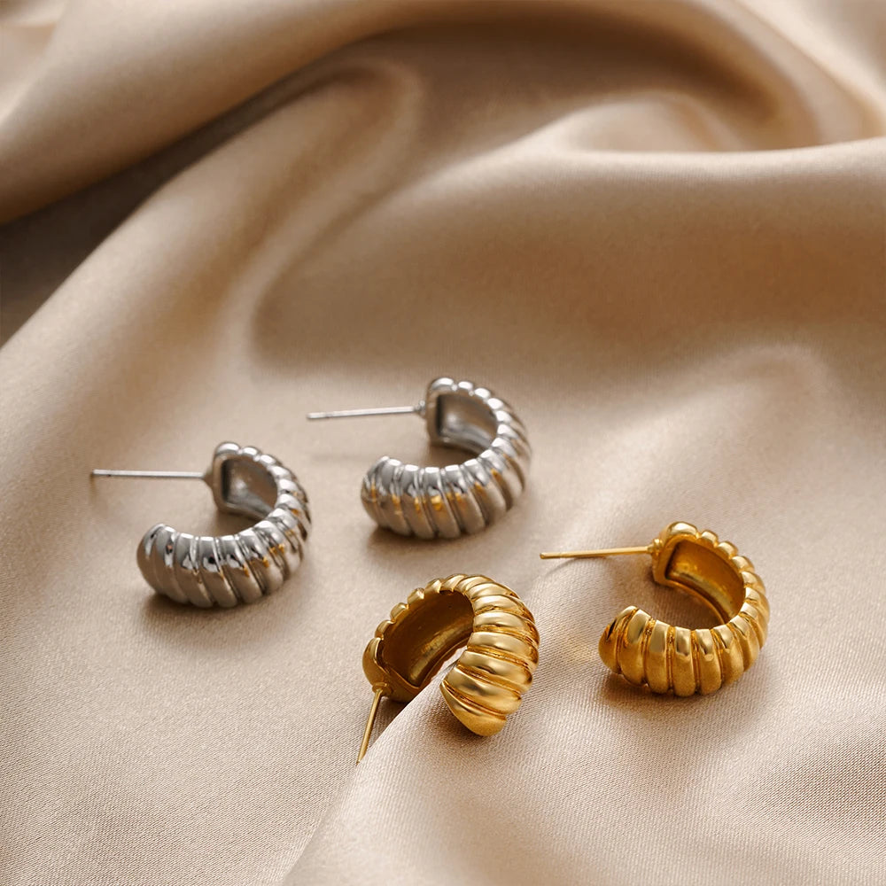 Vintage Texture Stripe C-shape Chunky Hoop Earrings for Women 18k Gold Plated Twisted Statement Hoops Fashion Jewelry Gifts